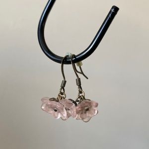 Vintage Style Pink Flower Earrings